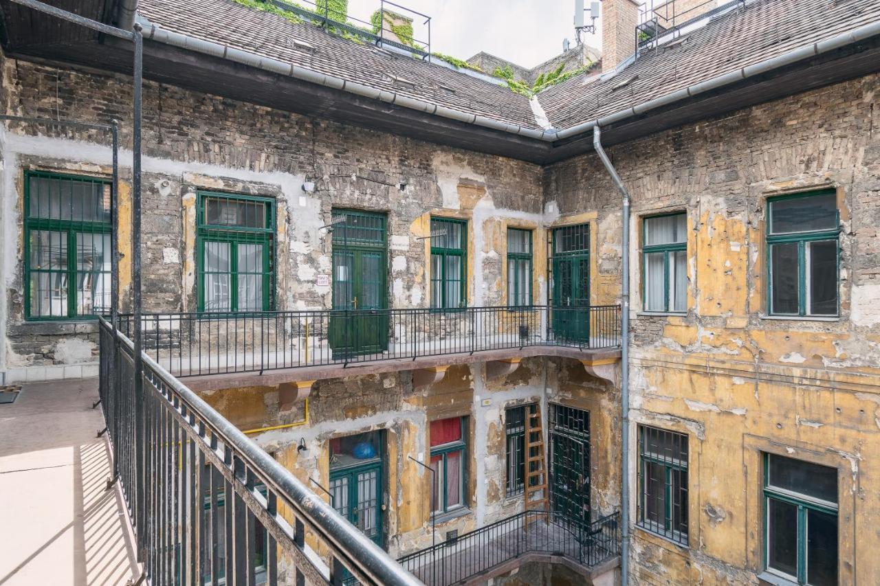 Bright & Spacious Loft With Basilica View Budapest Extérieur photo